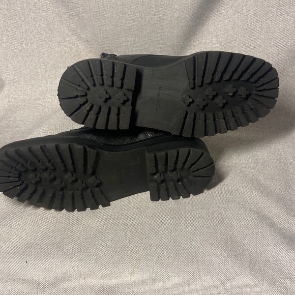 Massimo Dutti black leather combat boots. Size: EU 38 / US 7.5–8 - Picture 3 of 9